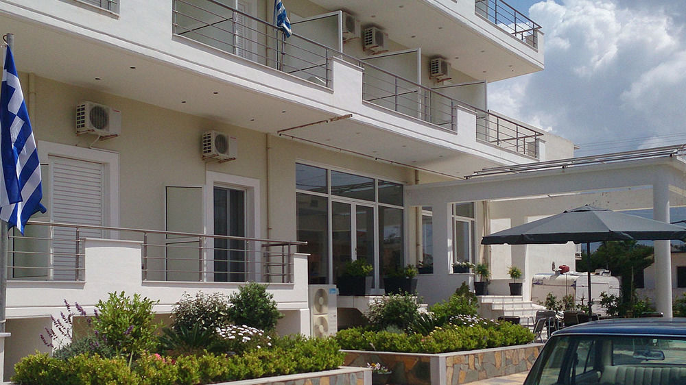 Porto Marathos Hotel Маратополис Екстериор снимка