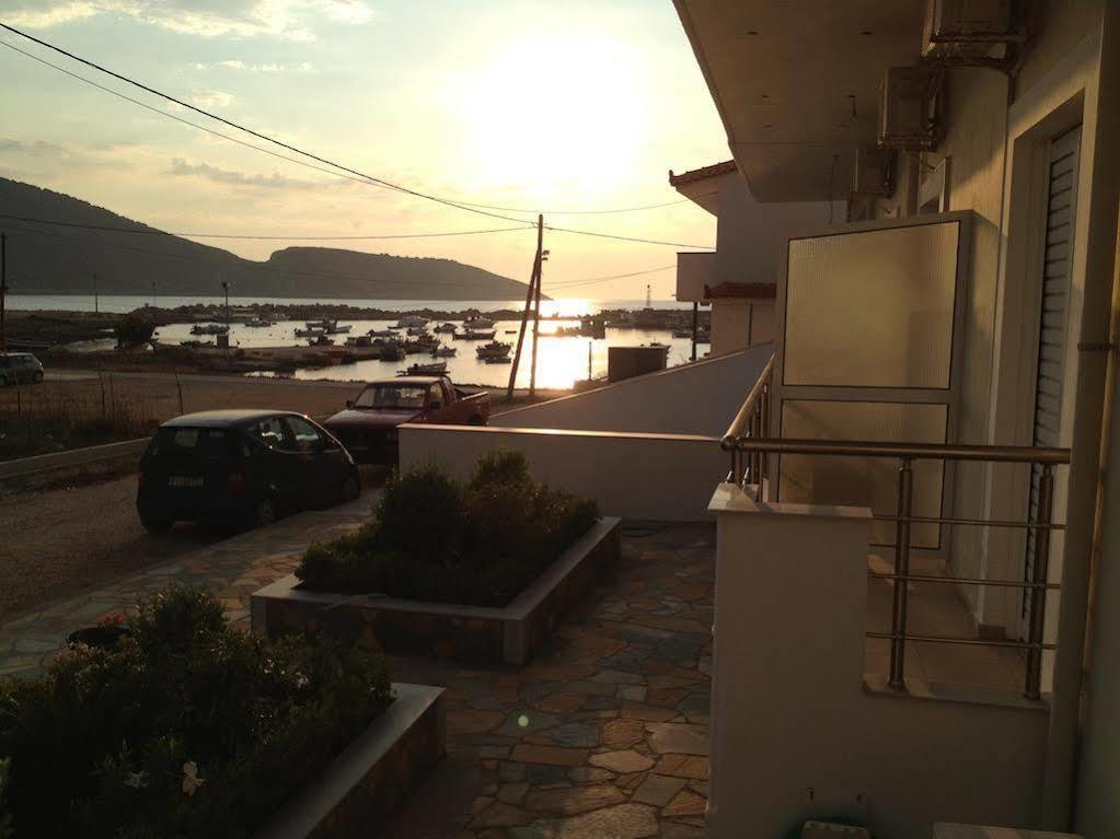 Porto Marathos Hotel Маратополис Екстериор снимка